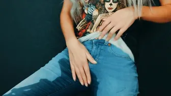 Peeing inside Blue Jeans