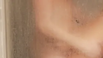 Fellatio and Hard Shower Sex