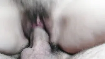 BUSHY TWAT SEX CLOSE UP