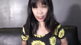 Small teenie year older Filipina wants to gotten pregnant