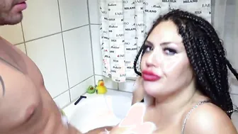 Blasen porn video – Assfuck inside her Parents Bathtub