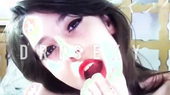 Ninfetinha having fun with whipped cream inside her cunt | Beauty Dri |