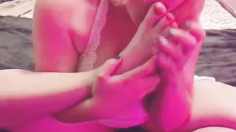 milf Plays and Blows on Feet/Oiling Toes (FEET BONDAGE)