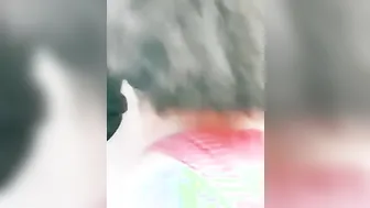 Mujer Blanca Se Desnuda Dentro De Su Habitación y Es Filmada En Videollamada.