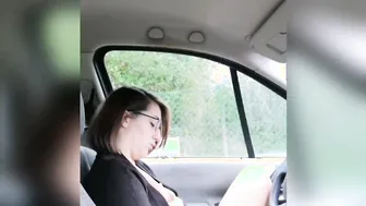 Looking for an Unknown Penis .. she found herself into the Field doing Super Sexy and she get Caught by a