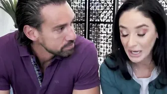 Johnny Castle and Jenna Ross is the new foster parents to orphan
