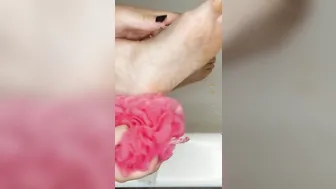 Crazy Foot Scrub and Wash