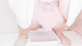 【大量放出！】WC風景を前から眺める動画♡pee Sound