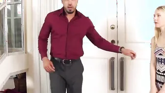 Seductive young cunt with mouth wants to try a gigantic african cock