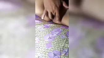 Close-up Finger Real Orgasm