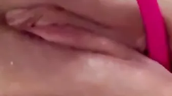Piper Pumps her Phat Dripping Twat and Plays with it inside the Bathtub