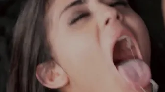 MAMACITAZ - Crazy Hot Body Hispanic Hardcore Outside Sex with Taxi Driver