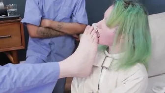 Wacky kitten was brought inside anal asylum for painful treatment