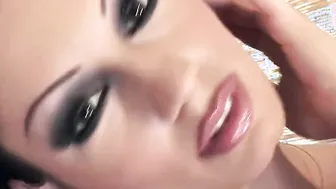 Melons Face and Snatch 144