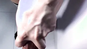 Gorgeous Wifey Masturbates while Jerks her Hubbys Penis - pov Cock Rubs い日本語人妻無修正主観視点セクシー手コキ