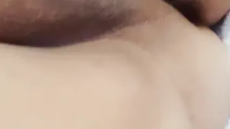 Xoxota Molhada com Plug Anal