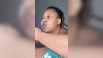 Giving Blowjob before Bed