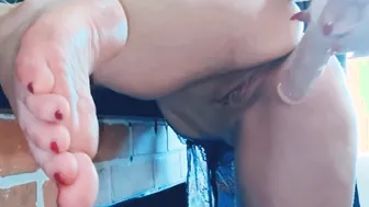 Slutty cougar Masturbates with Huge Sex Toy after Work