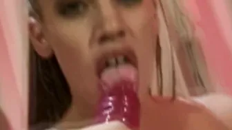 Long Hair cougar Fiance Masturbates with Vibrator to Enjoy