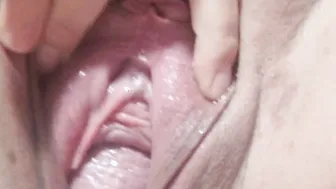 Morning Peeing Close up