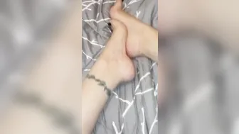 Thick Thighs Goddess Legs Wrinkled Soles  Beautiful Foot
