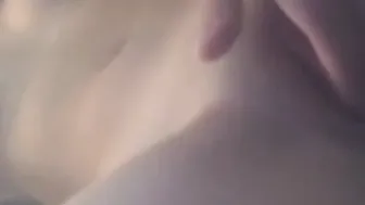 Belle Fille Se Masturbe Alors que Personne Nest à La Maison 