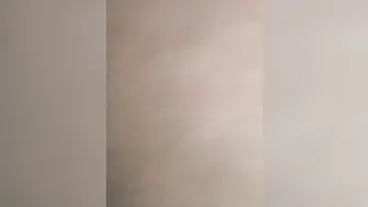 Thick White women Farting