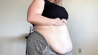 BBW BodyLoveBritt bloated belly jiggles