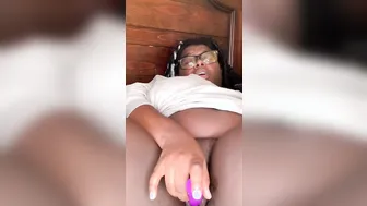 SQUIRTING MACHINE OF DRIPS