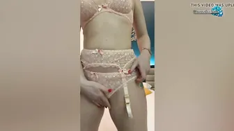 Passionate Milf Fondles Soak Twat On Camera