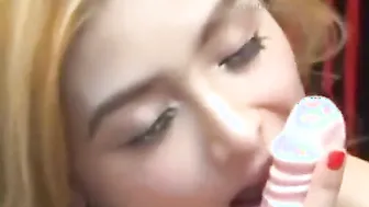 Černá porn video – Mae Dela Cerna Sex Toy Blow Job