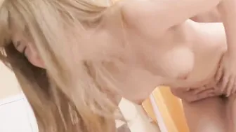 【無】視界侵入！たちまち挿入！ ～女熱大陸の舞台裏でいきなり挿入されちゃいました～ 青山はな パート1