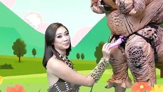 Cave bimbos Madi Laine Dino Bj