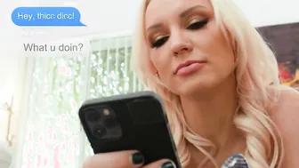 Bare Booty for his Huge Screen / Brazzers