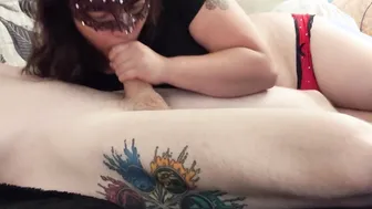 Tasty Oral Sex into a African Shirt