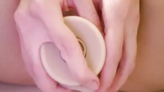 mom Climaxes twice on Camera with Cumming Sex Toy