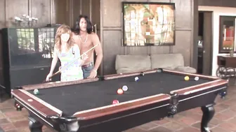Bro with a Gigantic Dick Getting in a Rockin Three-Way