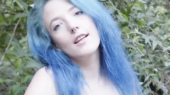 Exhib and Face Jizzed for Daphnee Lecerf inside the French Pyrenees Mountains