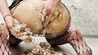 Cake inside the Butt for your Birthday