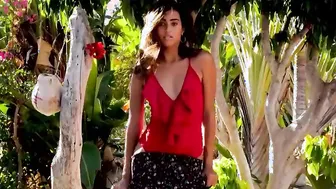 Latin 18 yo with incredible huge booty Katherinne Sofia passion dancing outdoors