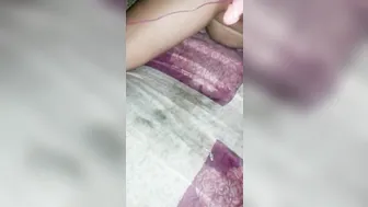 Watching Marivi Masturbate her Huge Twat is something to Fill her with Cum