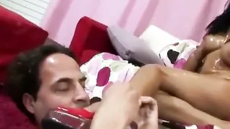 Beauty Oiled Hot give a Hand Job then a Devils Pedicure - Isis Monroe