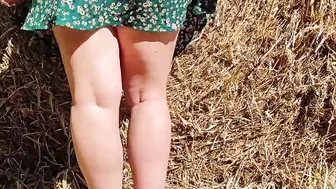 Sellyoupanties - French curvy woman exposing herself and masturbating inside the countryside