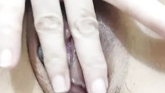 oriental 18 Yo Closeup Stunning Leaking Cunt Masturbation