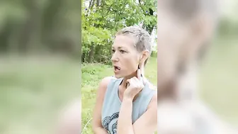 Kiki Deez Getting Vulgar into Nature then Jizzes and Pees