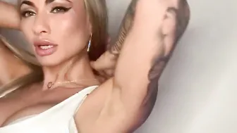 Isizzu Having Fun with her Snatch trying Anal and SQUIRTING