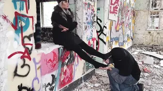 He Worship her Ebony Stocking Toes