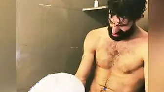Gets some Cardio into with Hot Jaxx inside the Shower