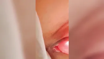 Having Fun with Vibrator Masturbation
