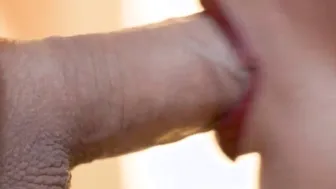 4K Amazing close-up bj with cum into mouth